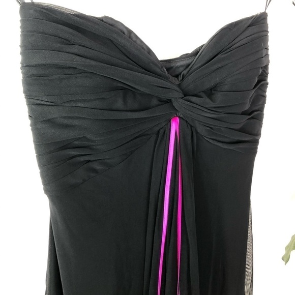 Cache Black Gown With Pink Detail - Picture 3 of 8
